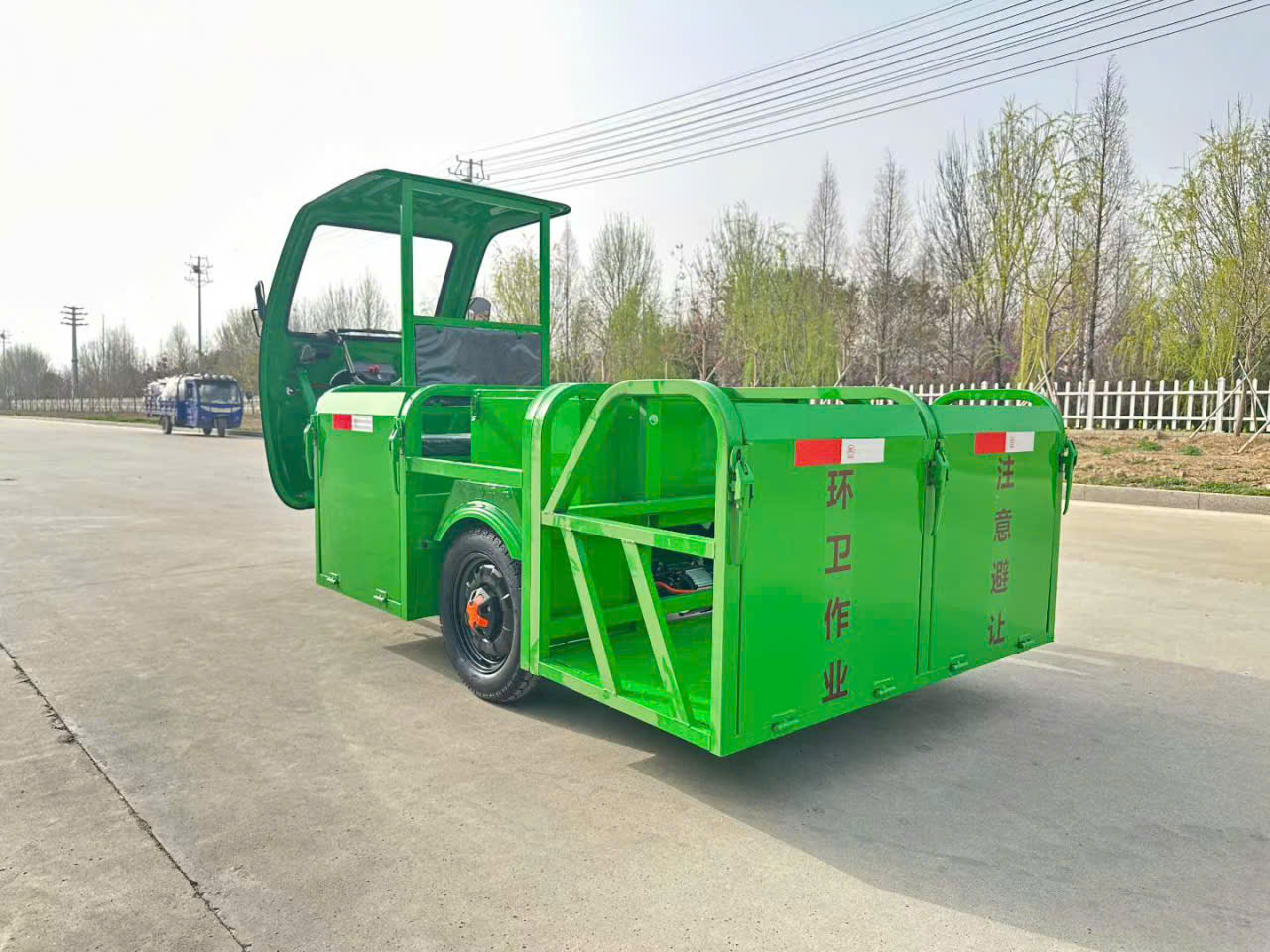 Xe thu gom rác thải