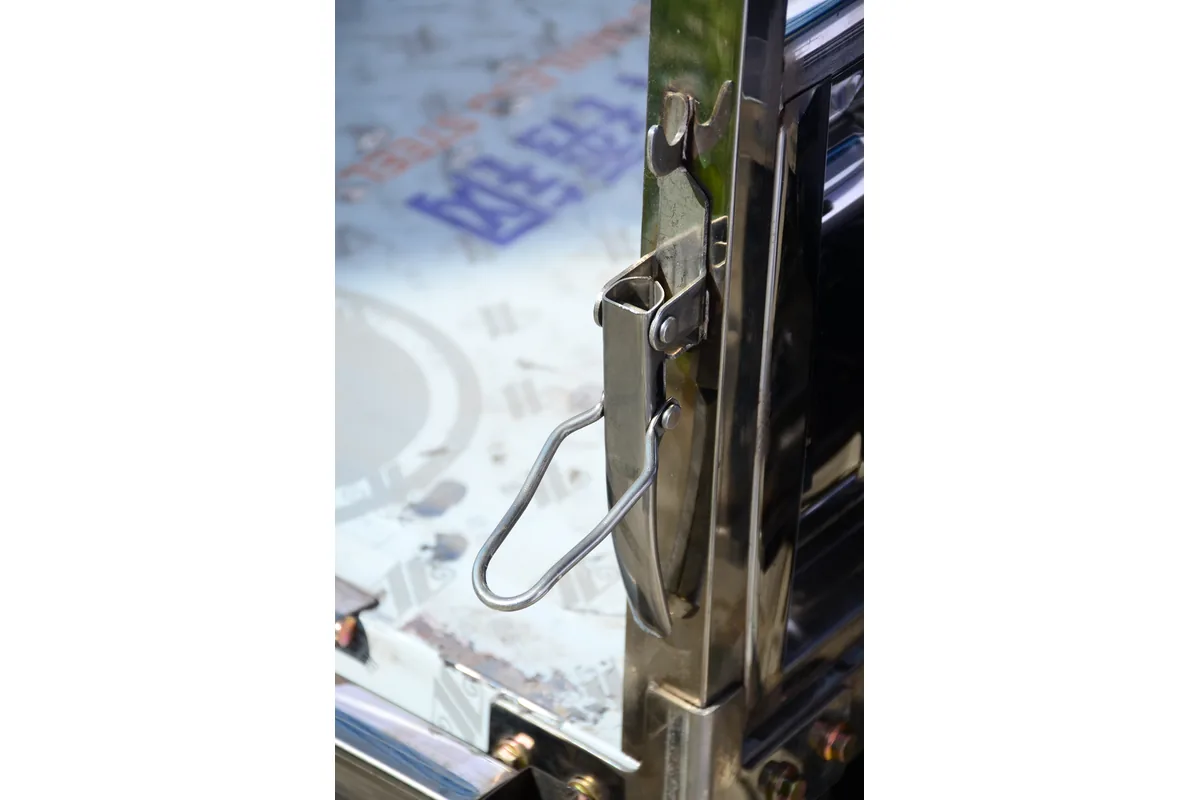 Xe ba bánh điện inox 1.5m Rocket