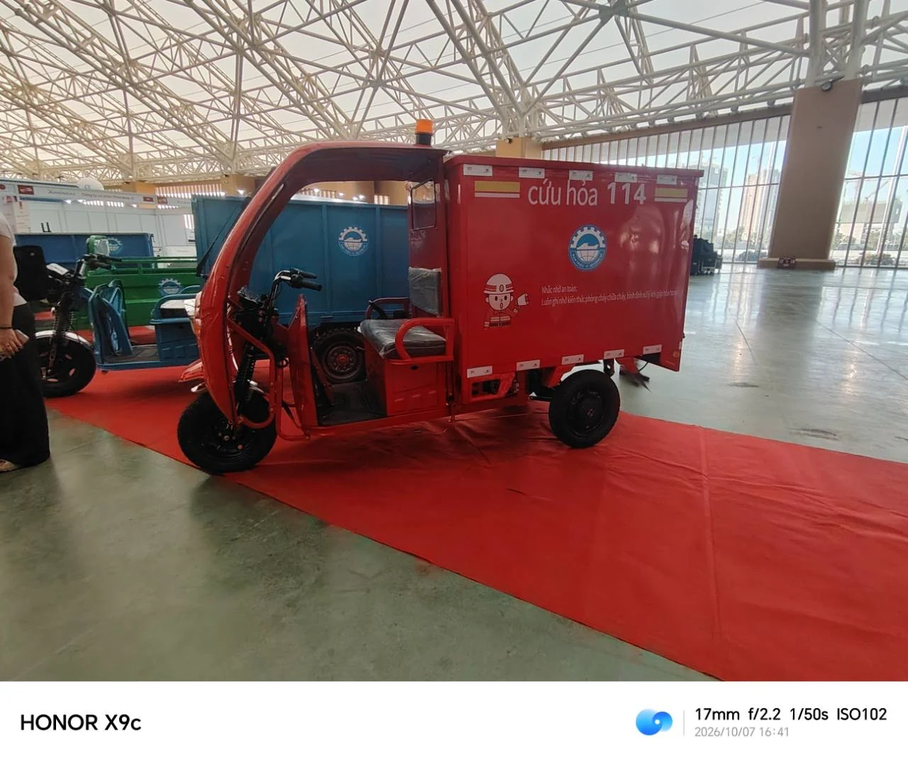 Hình ảnh xe điện chuyên dụng PCCC: xem cấu hình trước khi chọn phương tiện